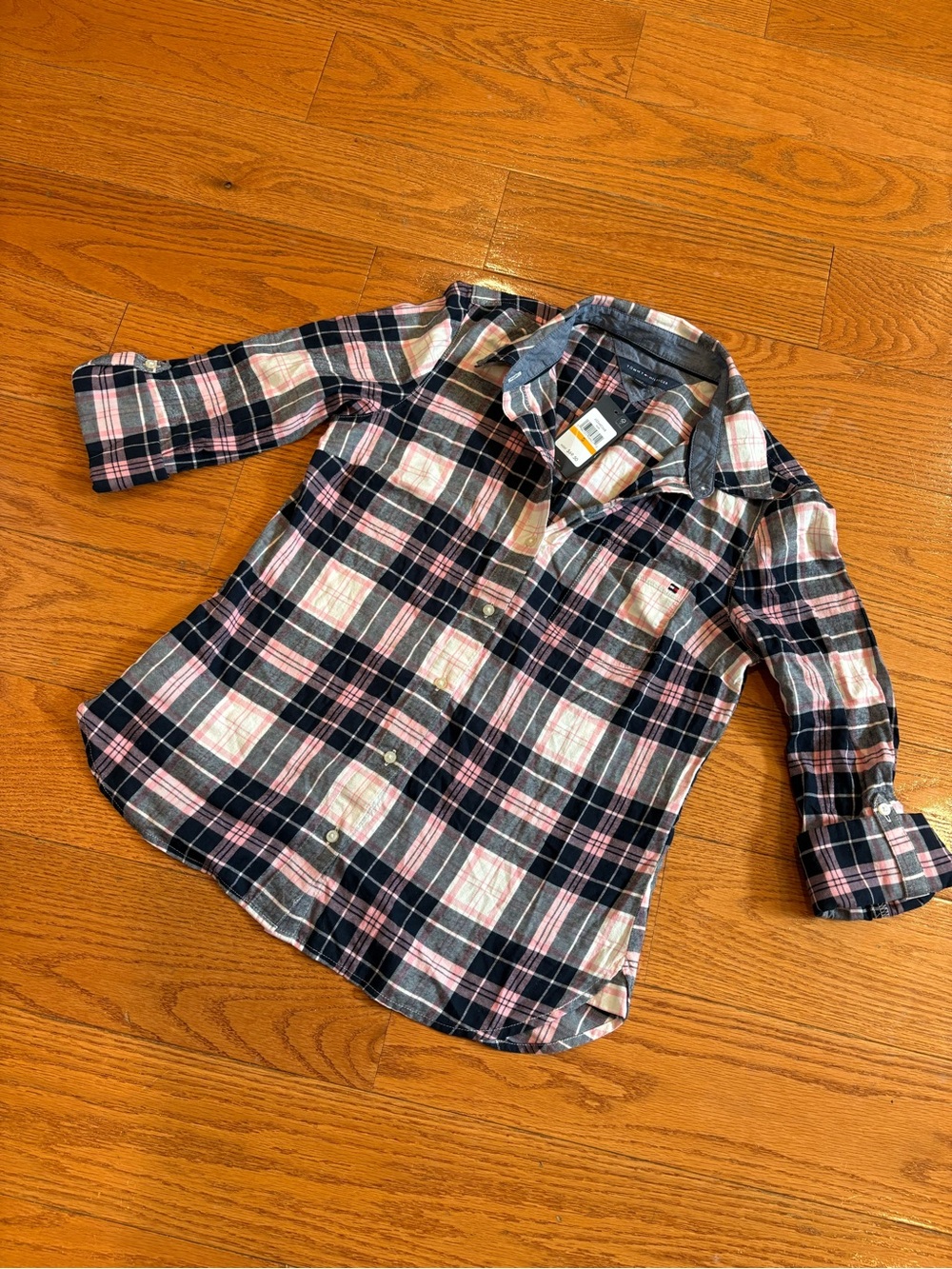Tommy Hilfiger Plaid Button Down Shirt Women’s Small NWT Preppy Classic